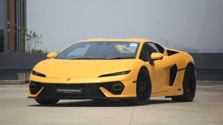 Lamborghini Temerario Review: Electrified But Absolutely Alive