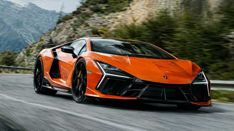 Lamborghini Revuelto SV Unleashed: More Power, More Chaos