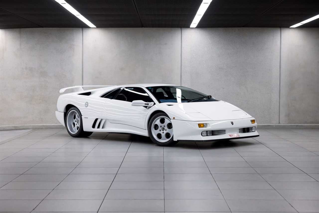 Rare Right-Hand-Drive Lamborghini Diablo SE30 Set for RM Sotheby's London Sale