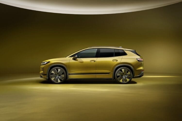 Volkswagen ID. Tiguan side view