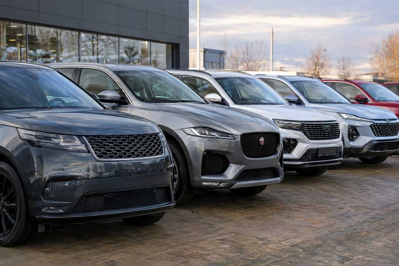 British and Chinese SUVs on a UK dealership forecourt