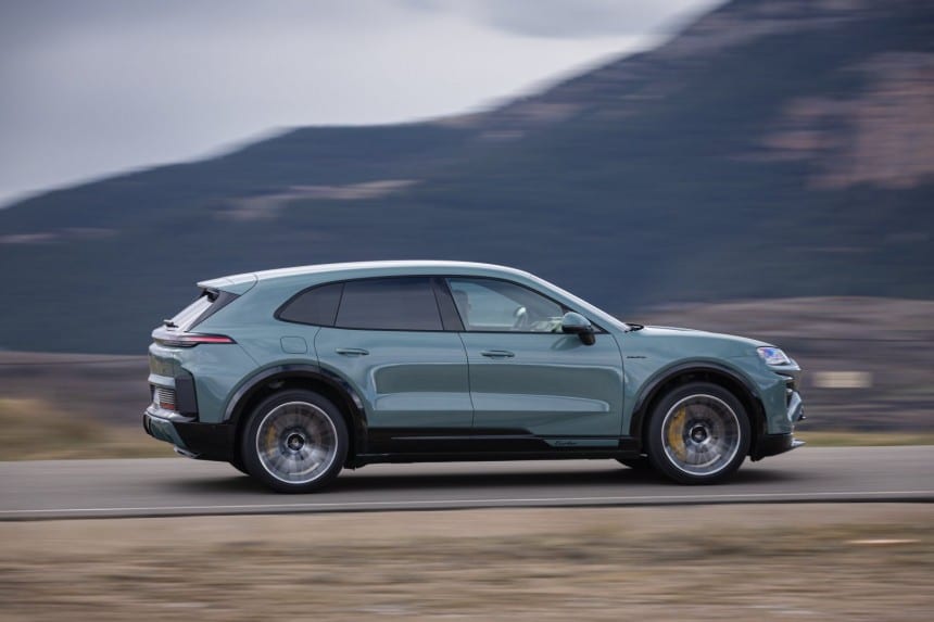 Porsche Cayenne Turbo Electric