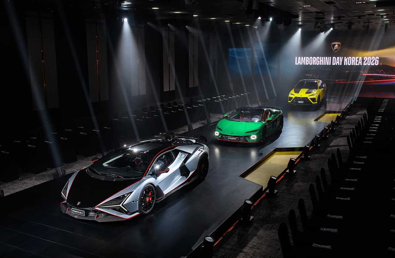 Lamborghini Brings Revuelto SV And Urus SE Performante To Asia Pacific In Seoul Showcase