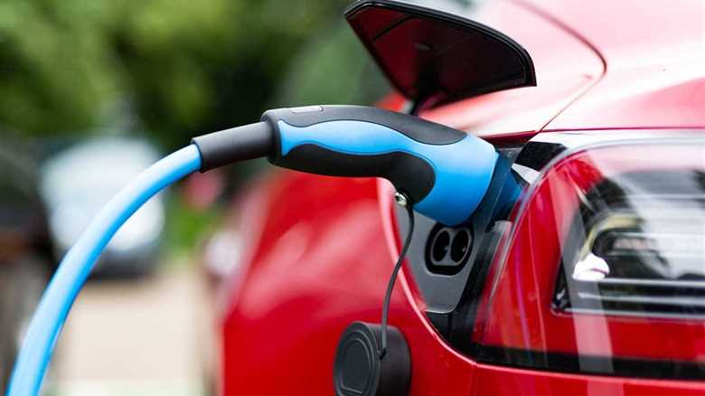 UK Electric Car Sales Hit Record High as September Car Market Grows for 10th Month Running